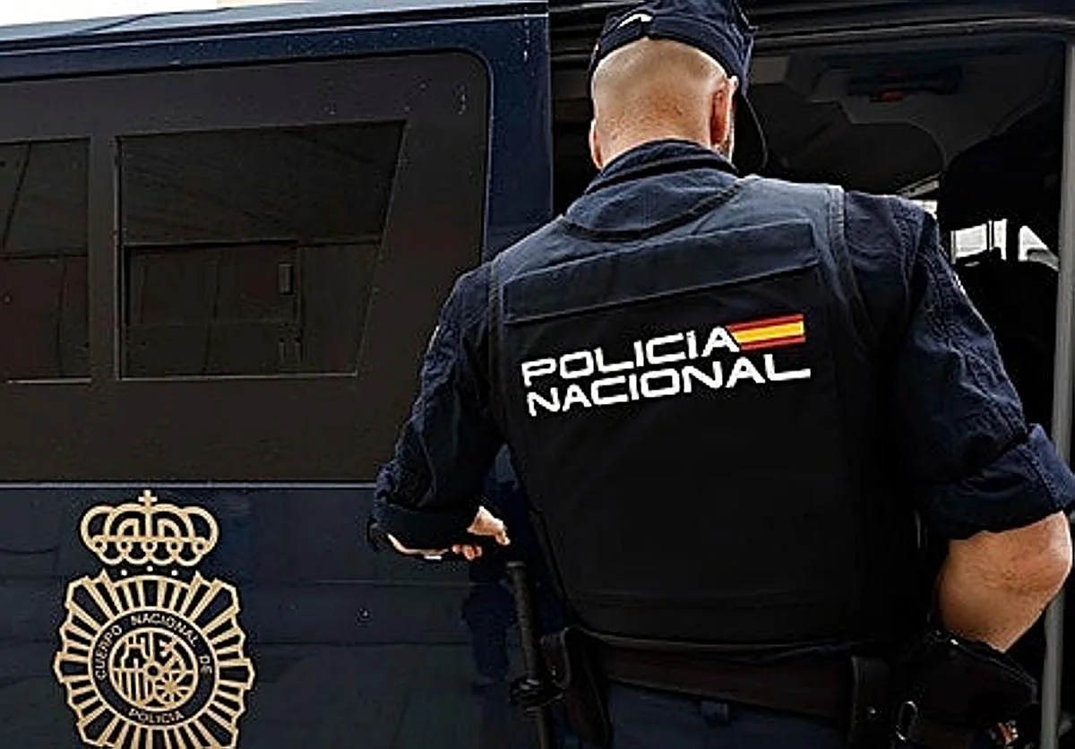 Tres detenidos en Málaga y Portugal tras interceptar más de 3.300 kilos de cocaína en el interior de vehículos