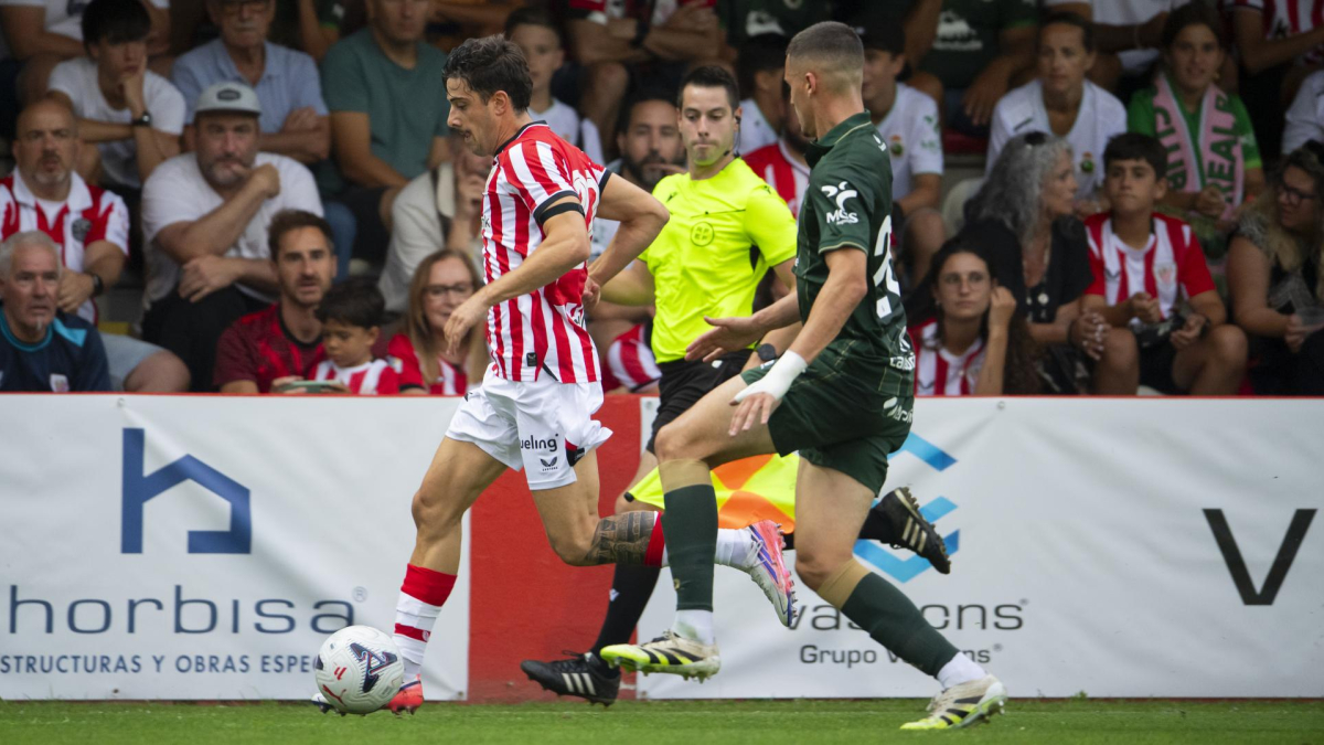 Nico Serrano explora el mercado más allá de clubes de Segunda División