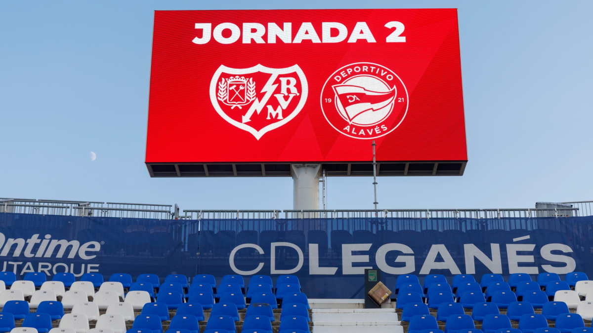 Un Butarque bajo mínimos en el Rayo Vallecano - Alavés
