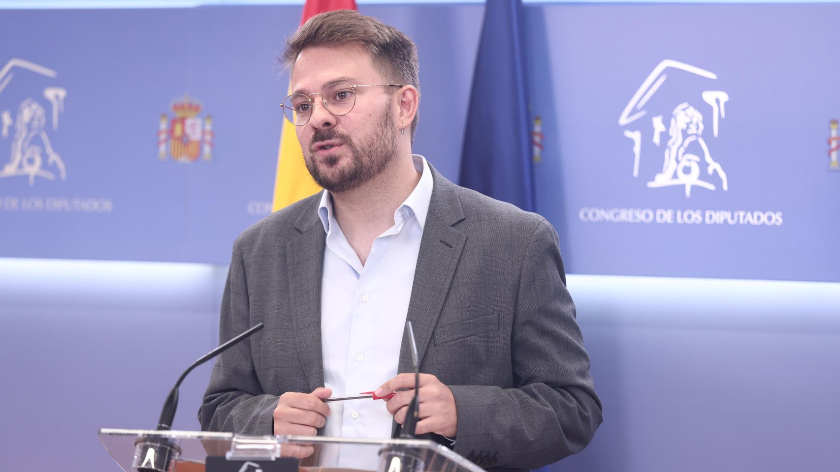 Un diputado de Sumar afea a Sánchez que siga de vacaciones en plena crisis migratoria en Ceuta: "Debe dar explicaciones"