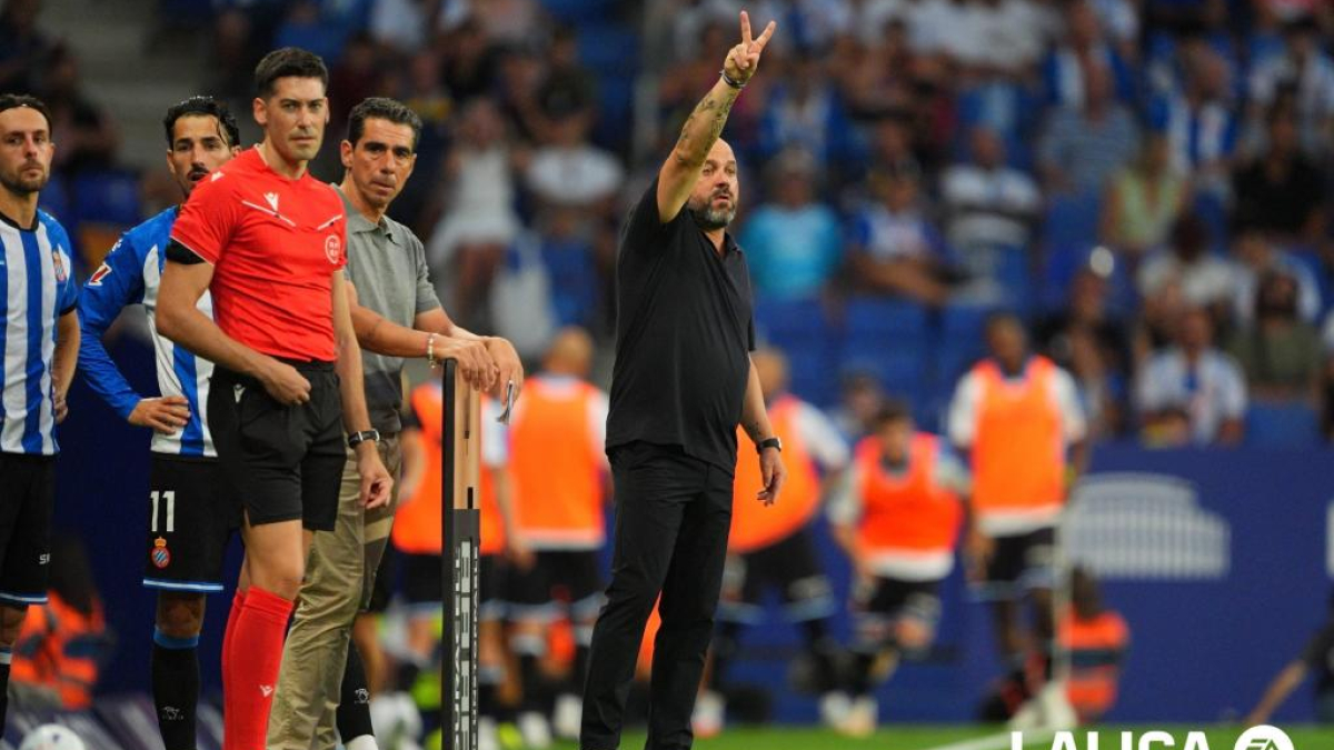 Manolo González: "Me gustaría ver a un equipo que le mantenga el pulso al Madrid”
