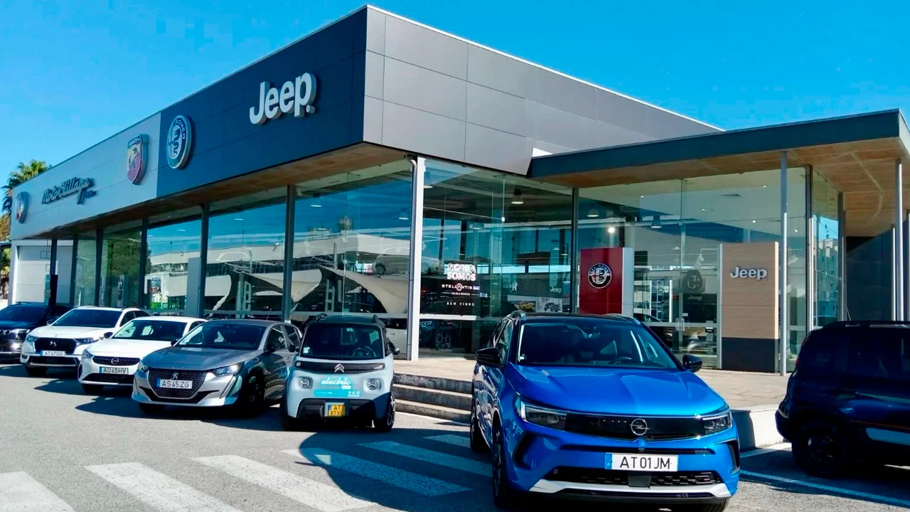 Stellantis da marcha atrás con el modelo que iba a cambiar para siempre cómo compramos los coches nuevos en España