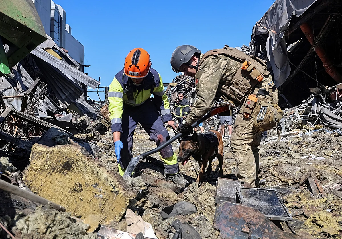 Ucrania amplía sus ataques contra la logística rusa tras la masacre de Kryvyi Rih