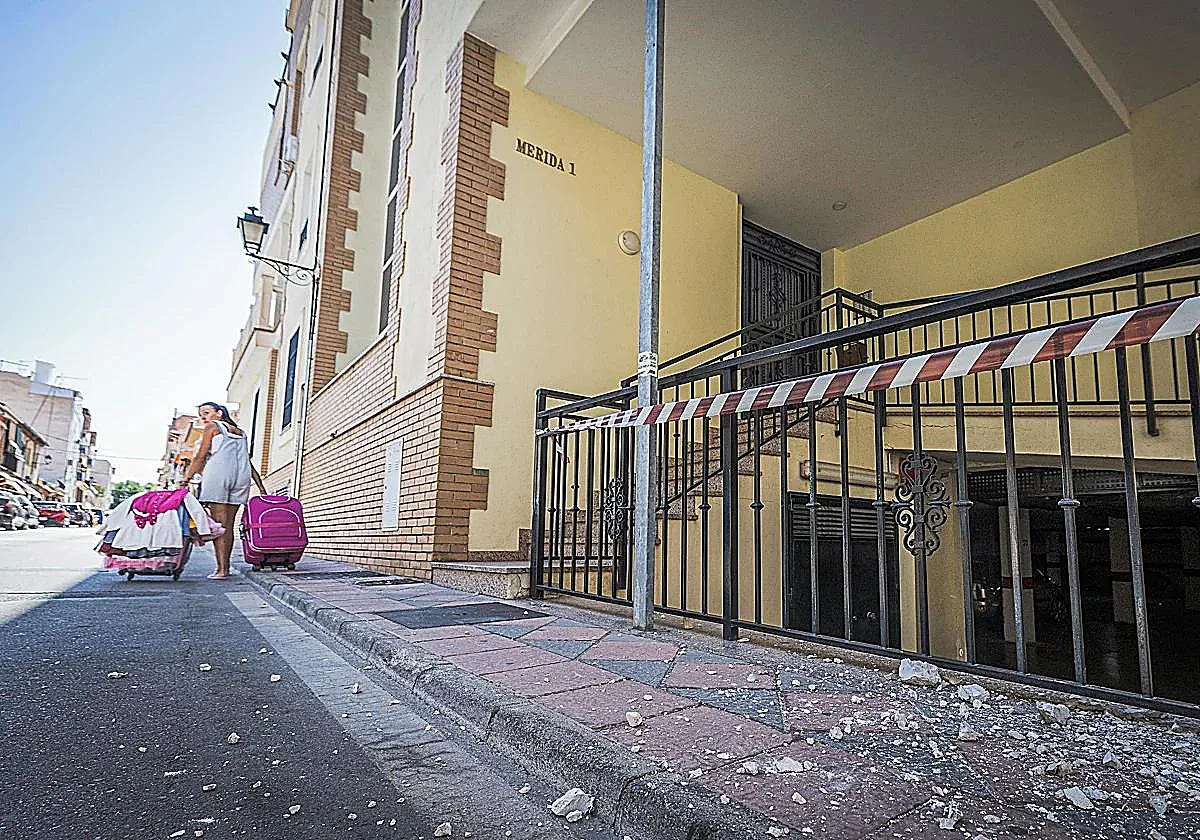 Desalojan un edificio de Granada por prevención tras los terremotos