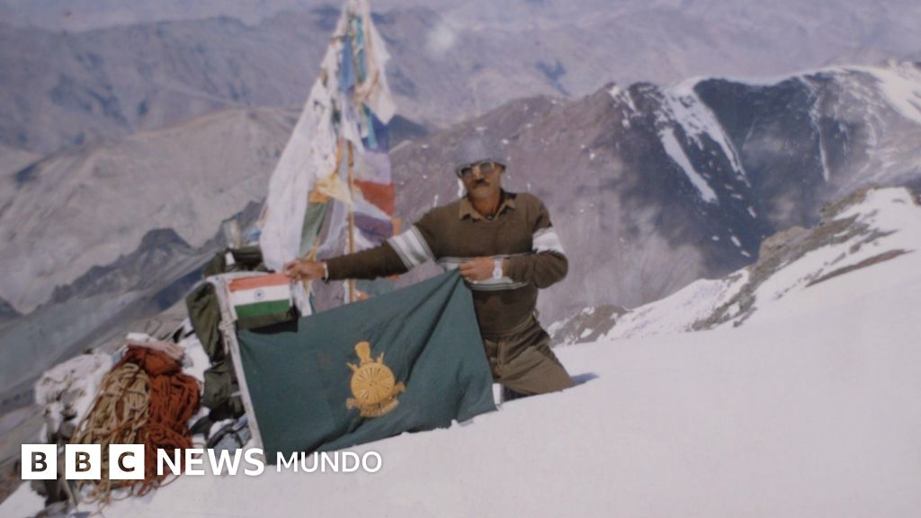 El misterio de "Botas Verdes": los esfuerzos por recuperar el cuerpo de un escalador congelado en el Everest desde hace 30 años