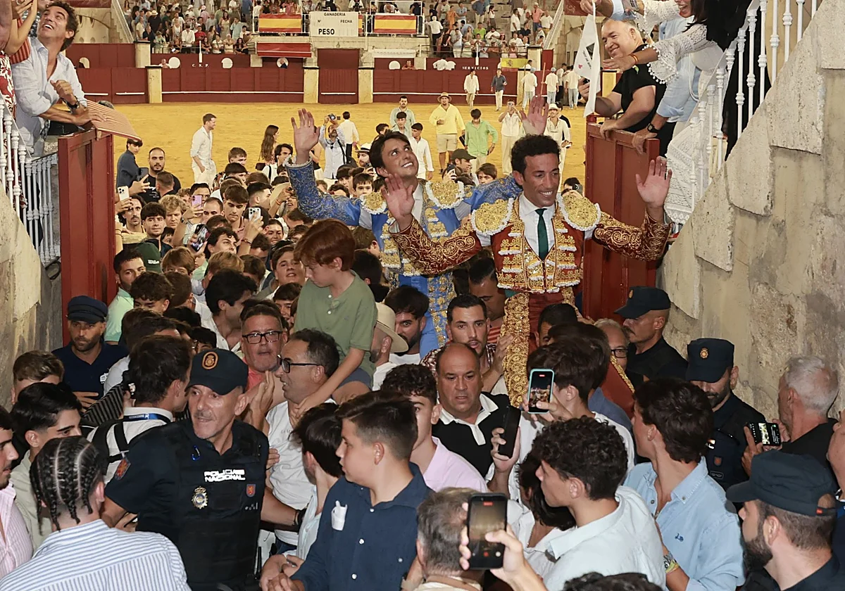 La Malagueta cierra por la puerta grande la feria de su aniversario