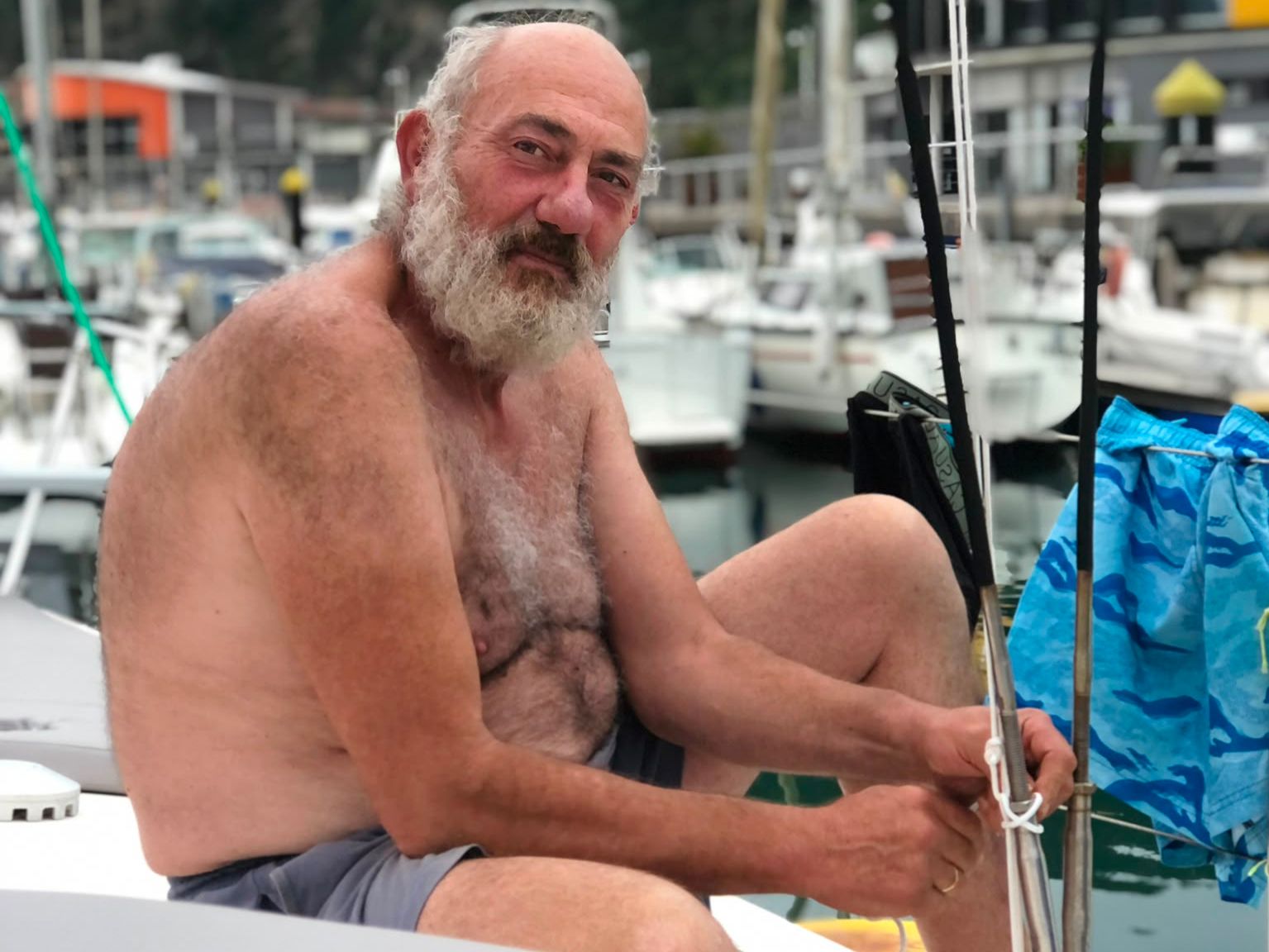 La desesperada búsqueda del burgalés desaparecido en el Mediterráneo: "La esperanza es que encuentren una pista"