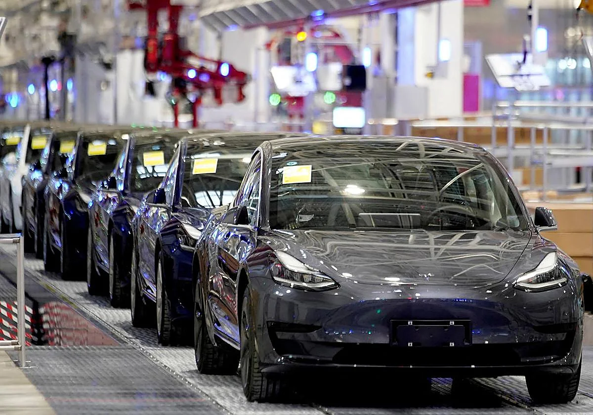 Tesla retira casi 3 millones de coches por manijas inseguras en caso de emergencia