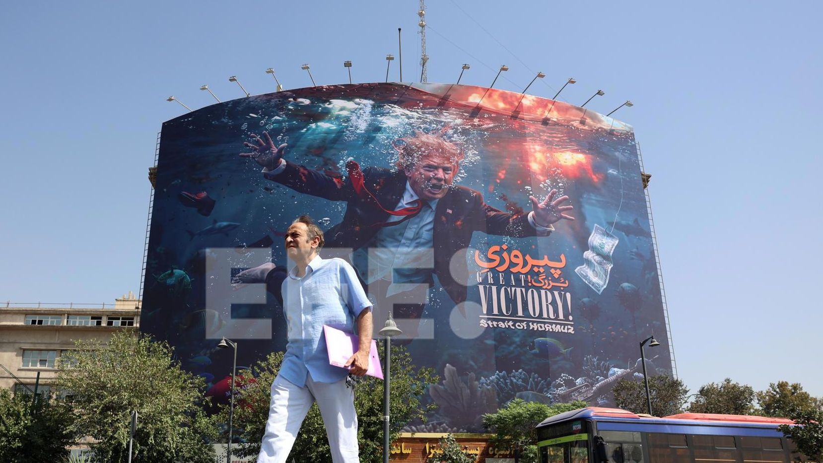 Guerra de Irán, última hora en directo | Trump dice que "Irán se está derrumbando por completo" el día en que EEUU prevé lanzar "la mayor ofensiva financiera" contra Teherán