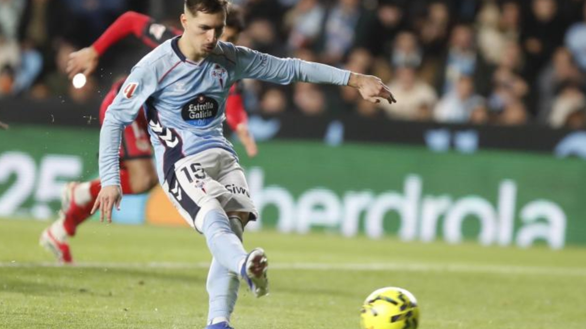 La primera gran operación de Monchi: Bryan Zaragoza jugará en el Espanyol