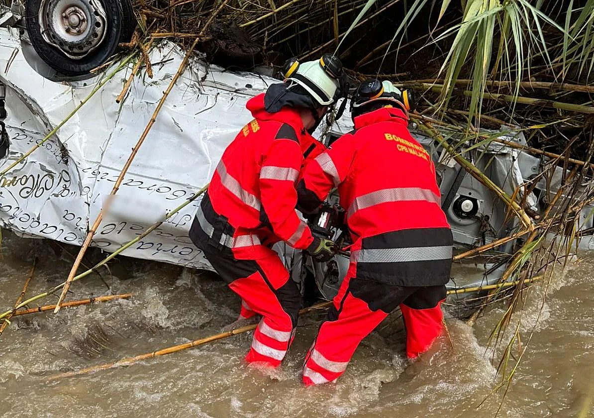 Ein Toter und ein Vermisster nach sintflutartigen Regenfällen und Überschwemmungen