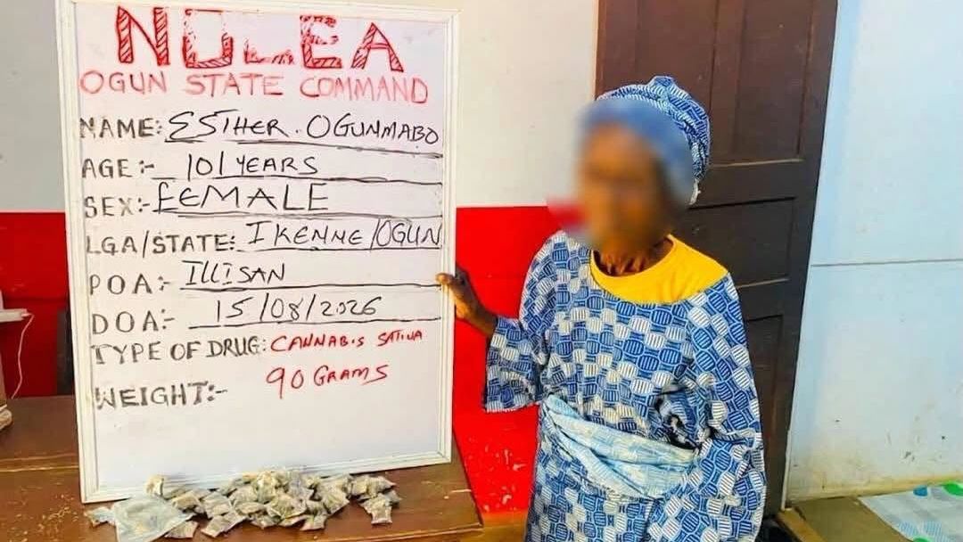 Detenida una bisabuela de 101 años por vender la droga que le suministraba su hija a sus vecinos en Nigeria