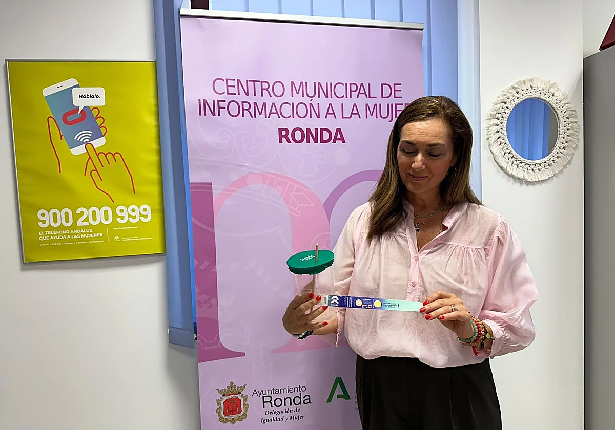 Ronda repartirá mil pulseras para detectar drogas en las bebidas durante la Feria