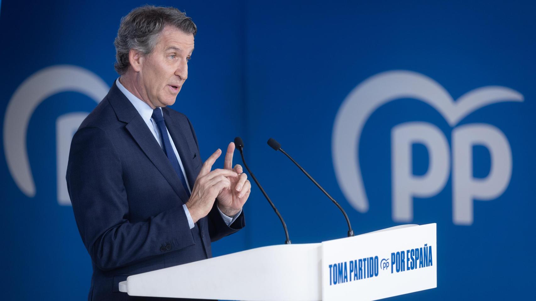 Feijóo dice que solo envió a la jueza de la dana los whatsapp que recibió de Mazón porque fue lo que ella le pidió