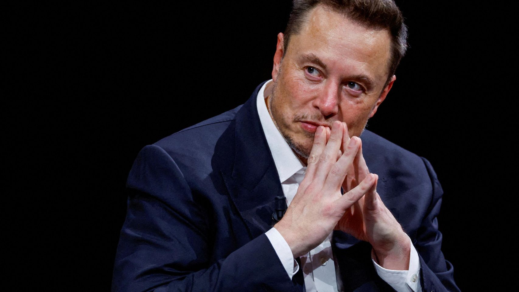 Zelenski condecora por sorpresa a Elon Musk para frenar la ambición electoral del exministro de Defensa Fédorov