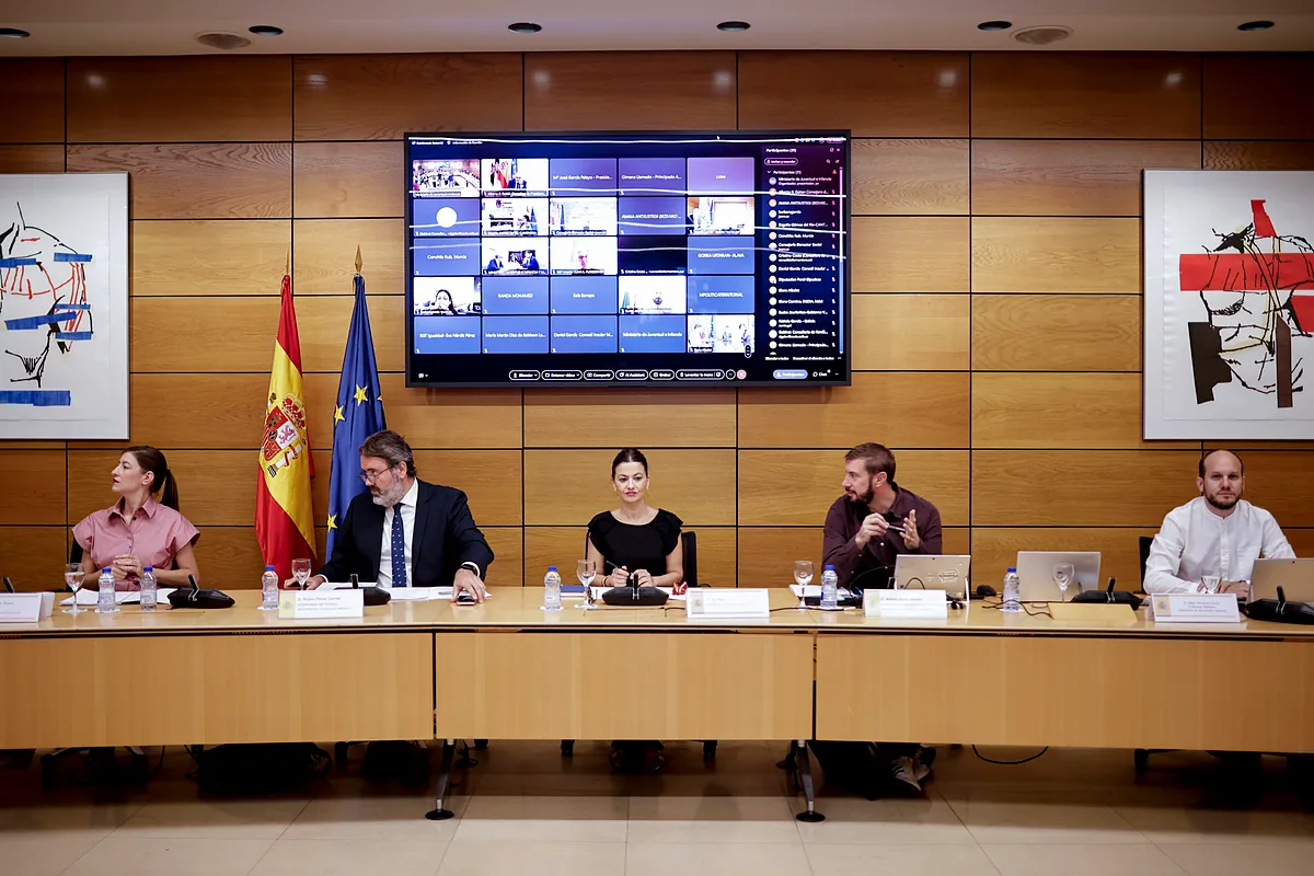 El Gobierno y las CCAA aprueban la ayuda de 25 millones para la atención de menores migrantes en Ceuta