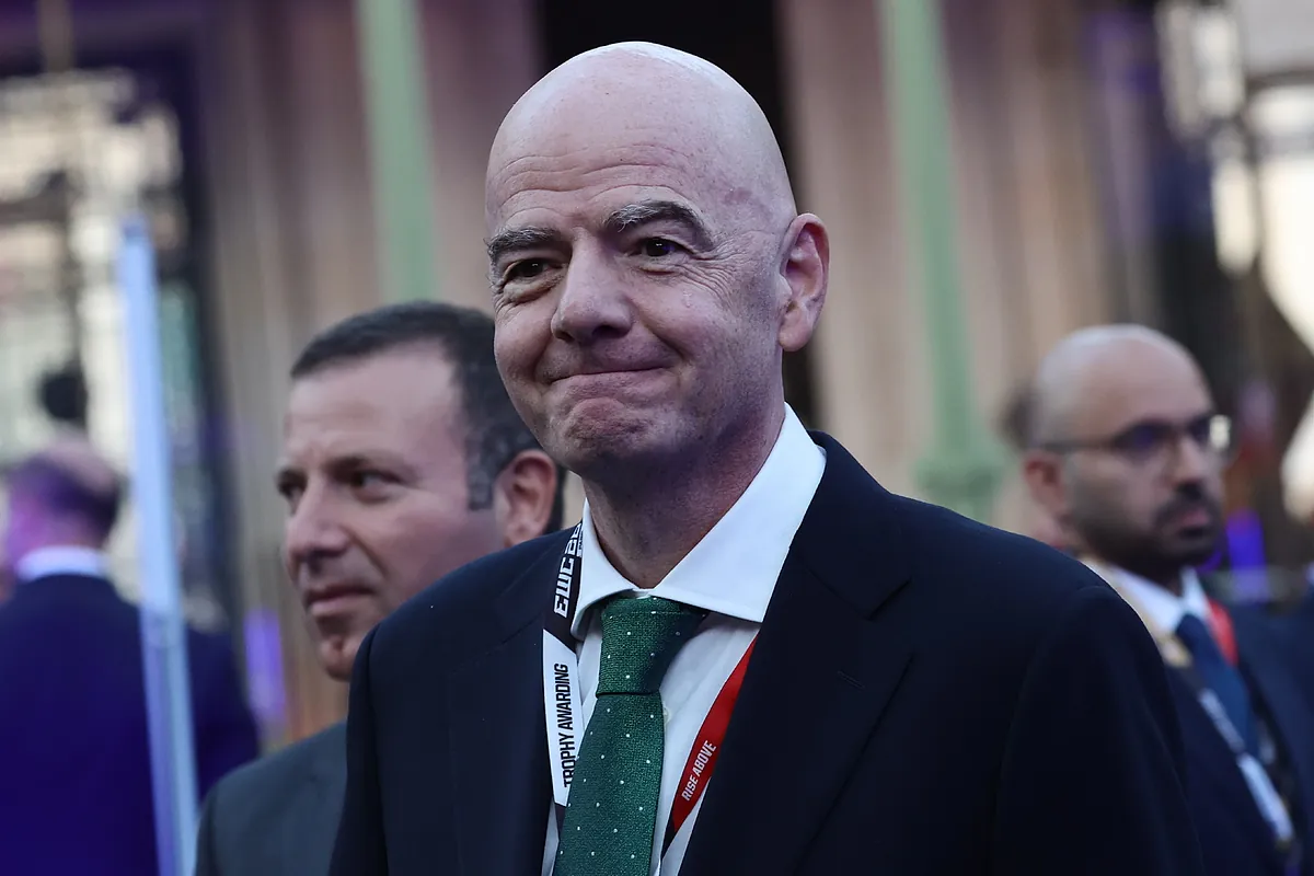 La UEFA prepara una denuncia penal contra Infantino por su intento de privatizar el Mundial