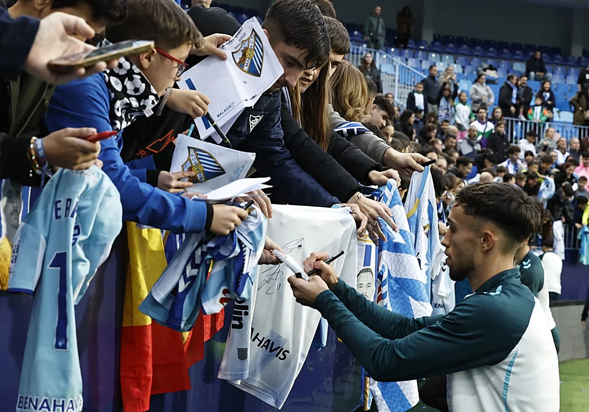 La afición, entregada al 'nuevo' Málaga