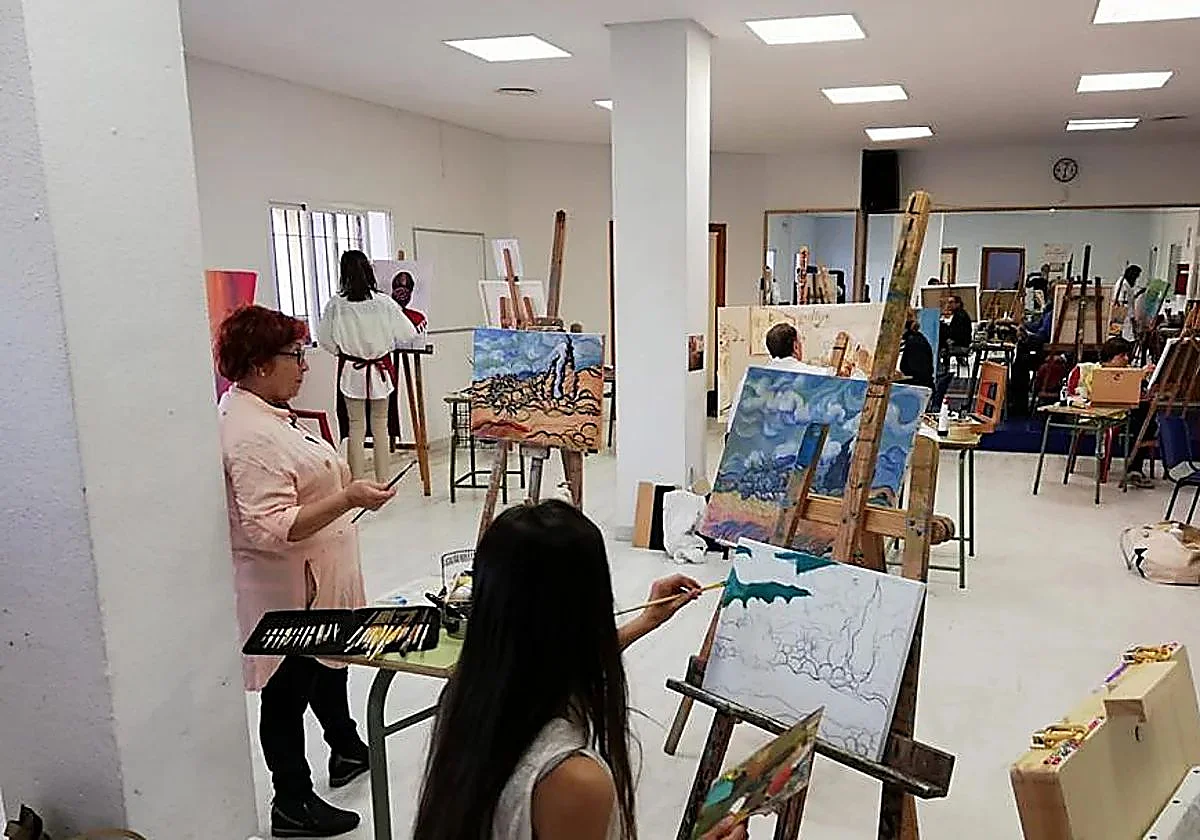 El Ayuntamiento abre el plazo de matriculación para los cursos de Arte y Cultura en Marbella y San Pedro