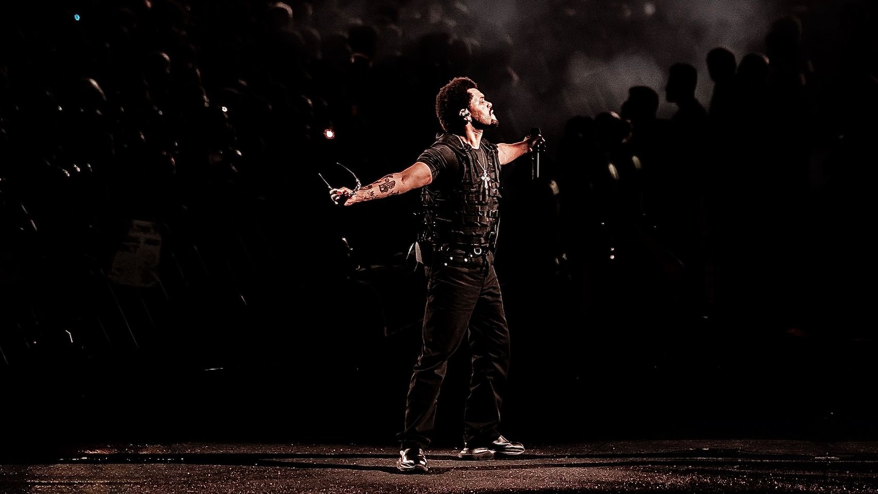 Fiesta asegurada, riesgo justo: un The Weeknd 'tribunero' conquista el Metropolitano sin deslumbrar