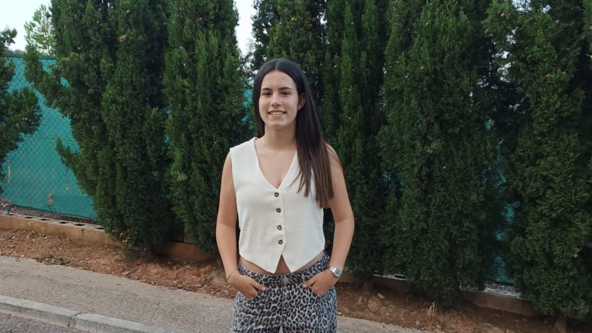 África, la joven con un CI de 150 que empieza la universidad a los 16: "Me gustaría encontrar la cura contra el cáncer"