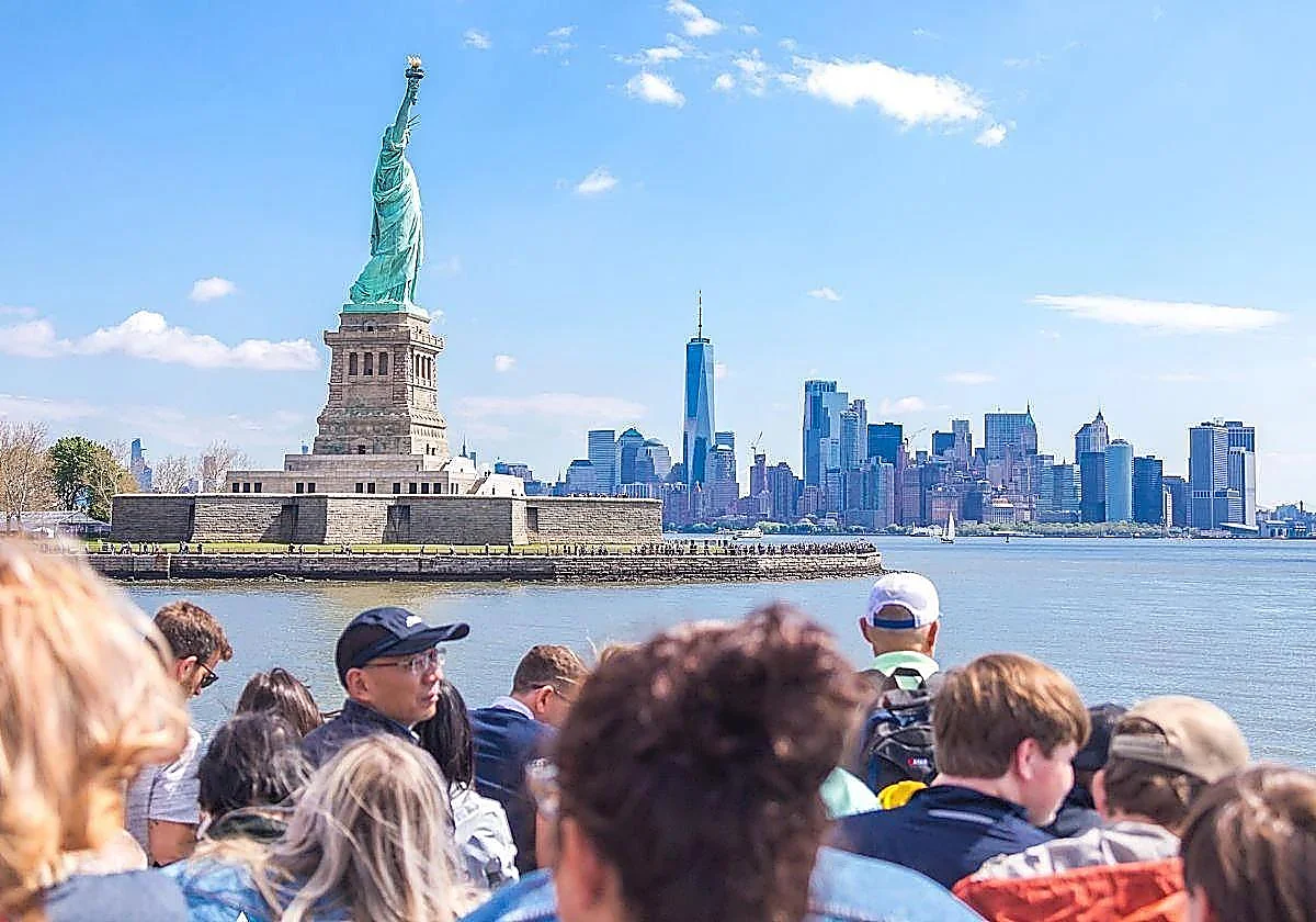La cuenta de una empresa de San Sebastián que acabó pagando 58.000 euros en restaurantes, visitas al dentista y un viaje a Nueva York