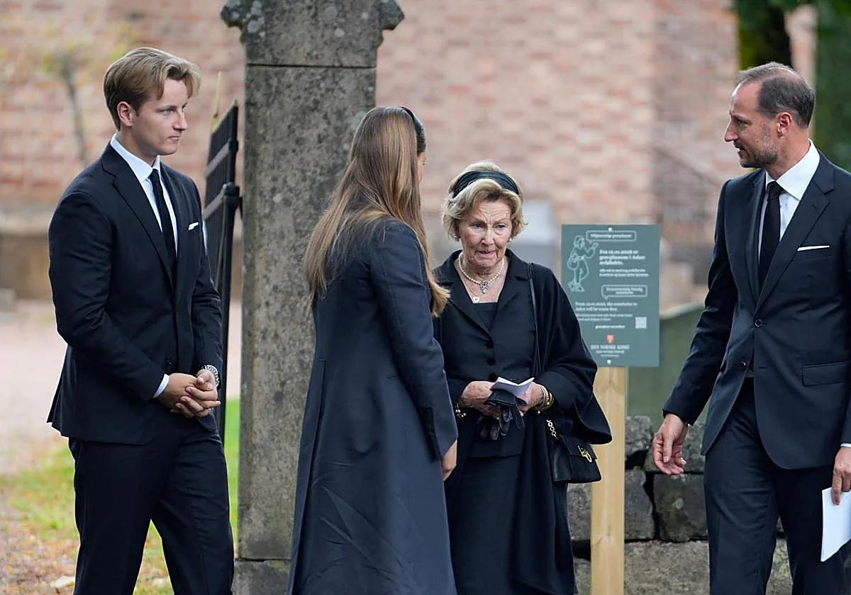 La familia real noruega afronta su primer gran acto de duelo sin Mette-Marit