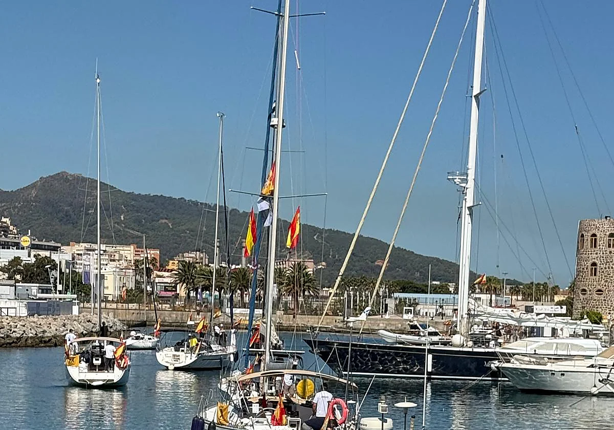 La 'Armada de la Solidaridad' con Ceuta bate sus propias previsiones y reúne más de 110 barcos