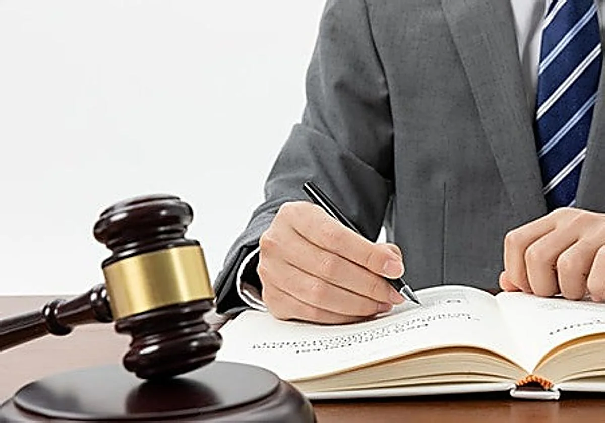 Una sentencia concluye que abandonar el puesto de trabajo sin avisar no justifica el despido si no causa un grave perjuicio a la empresa