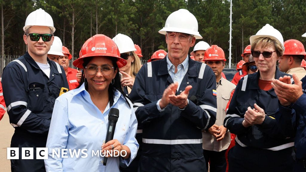En qué consiste el "mayor acuerdo petrolero de la historia" anunciado por EE.UU. y Venezuela, y por qué es tan polémico