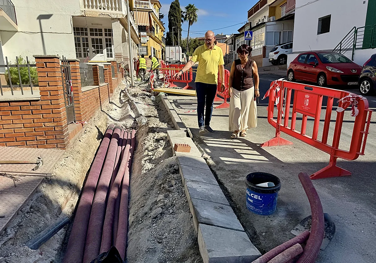 El Sexmo de Cártama sigue renovando su red de agua: las obras llegan ahora a calle Goya