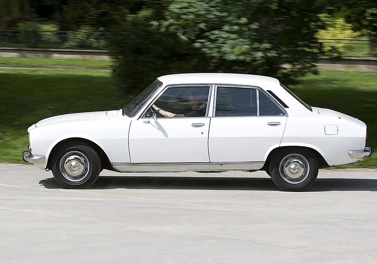 La metamorfosis del León: del Peugeot 504 al nuevo e-408