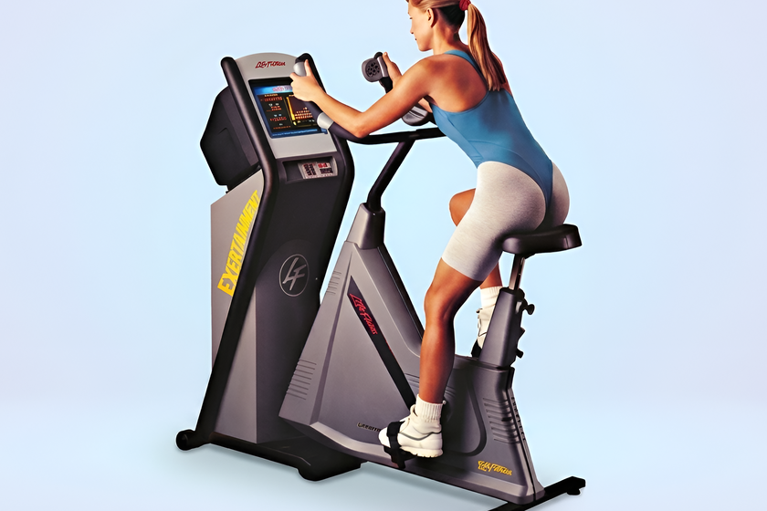 Nintendo ya probó algo parecido a Peloton en 1994: una bicicleta para SNES que aumentaba la resistencia en las cuestas