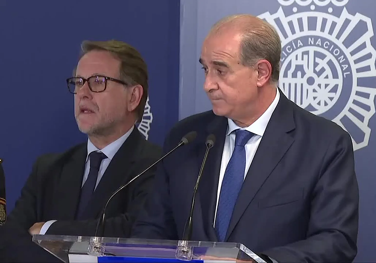 El director de la Policía se reúne con el jefe de los agentes que elaboraron el informe que señala a Marruecos