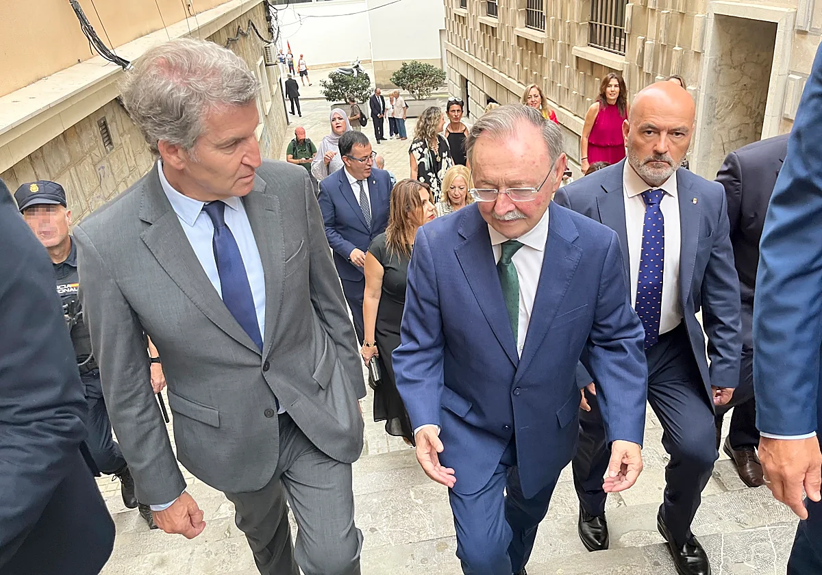 Feijóo reclama a Sánchez que convoque a la embajadora de Marruecos tras el informe policial