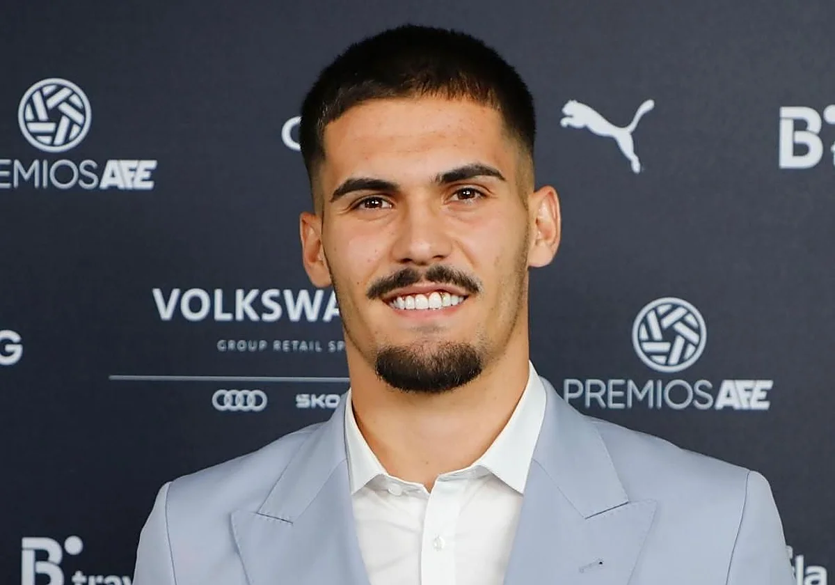 Chupete, nombrado mejor jugador de Segunda División de la 2025-26 por la AFE