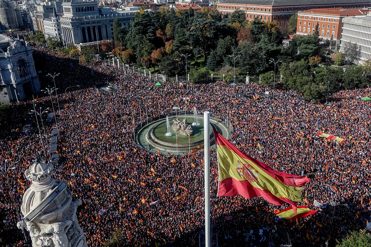 Clamor masivo en España contra la invasión de Ceuta