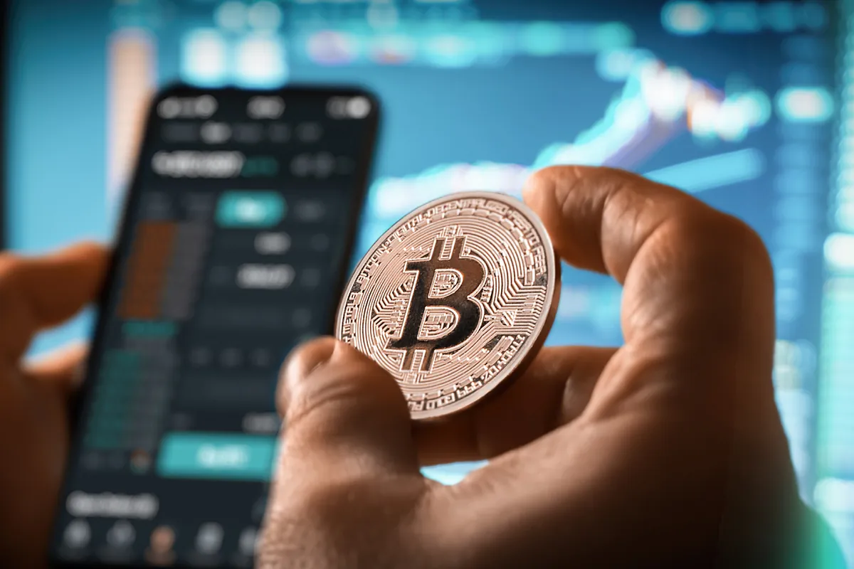 El bitcoin cambia de referente en su última sacudida