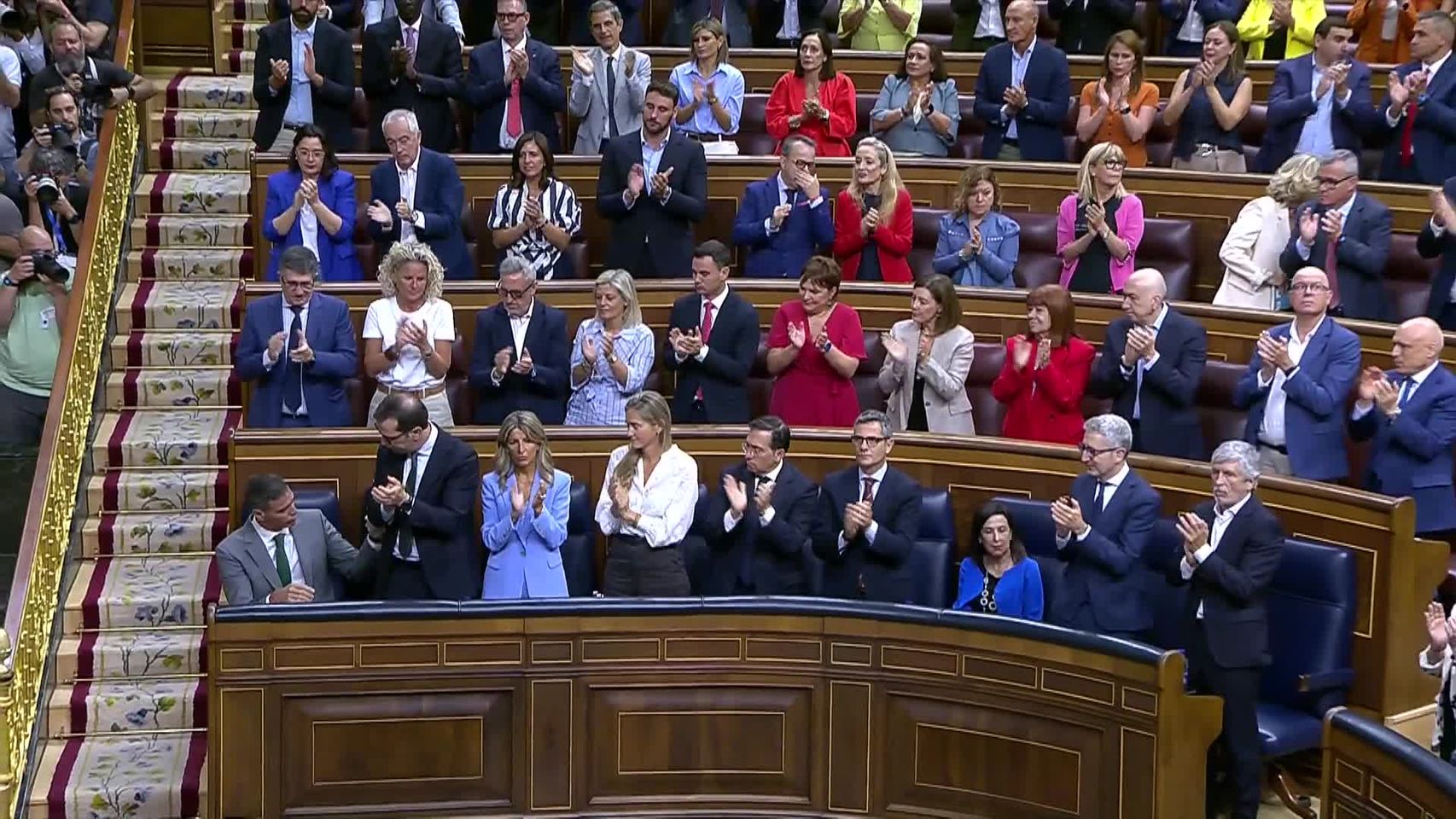 Robles, único ministro que no aplaude a Sánchez tras su anuncio de "publicar todos los informes" sobre Ceuta