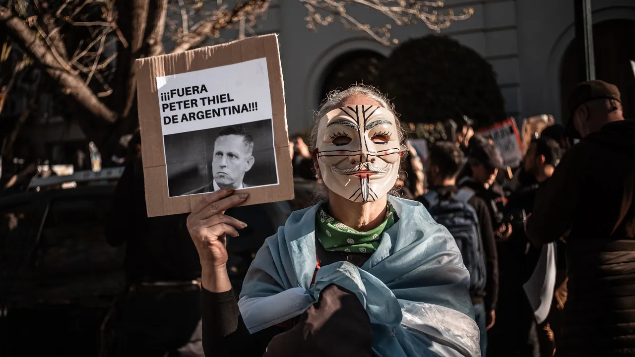 Guardianas del agua: la resistencia mapuche a los data centers en la Patagonia