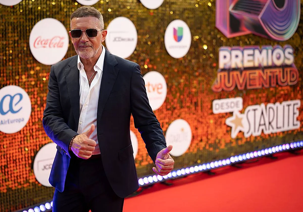 Antonio Banderas dedica su Premio Juventud a Ceuta, «una ciudad de paz»