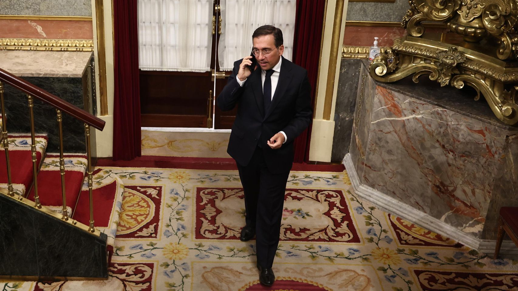 Albares llamó a capítulo a la embajadora de Marruecos de forma clandestina cuando ni siquiera estaba en Madrid