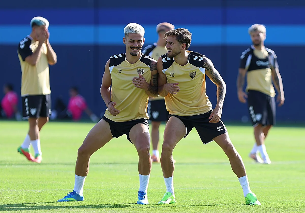 Adrián Niño se reincorpora de manera progresiva a los entrenamientos del Málaga