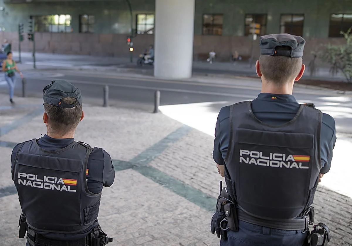 Detenido por apuñalar en el corazón a un hombre al negarse a tener relaciones sexuales en Sevilla