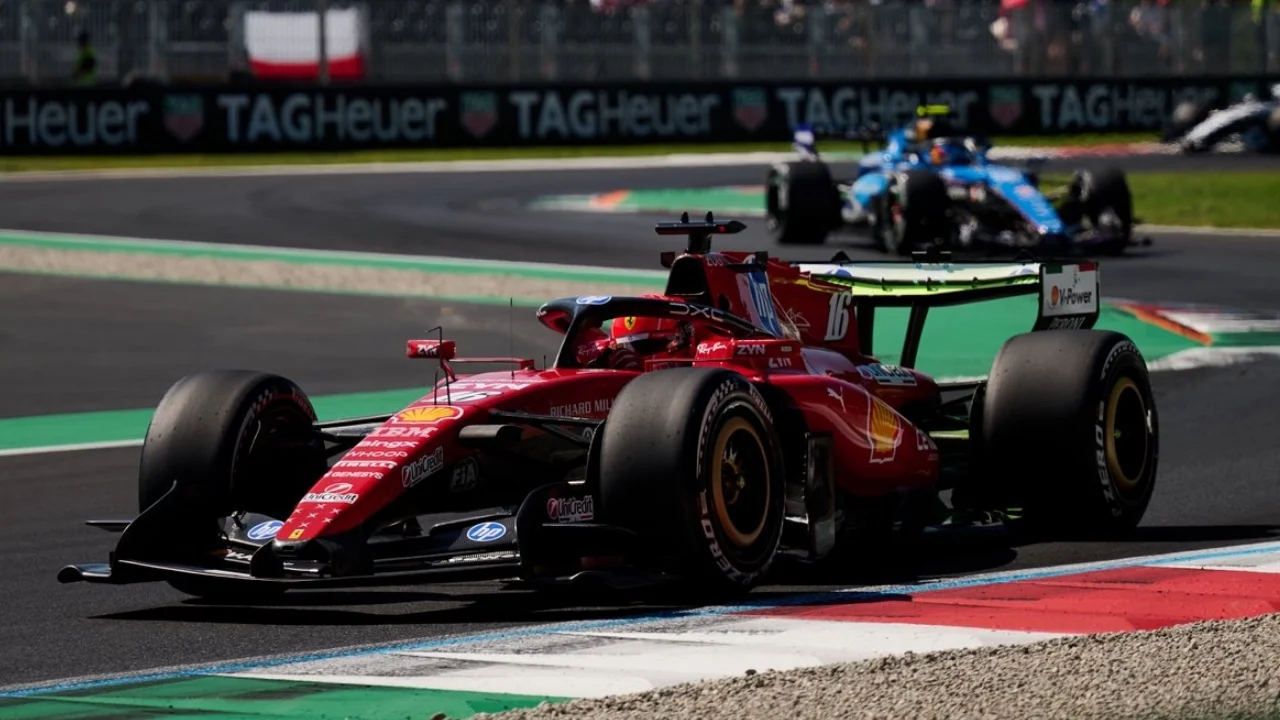 Ferrari se gusta en los primeros libres de Monza con Charles Leclerc