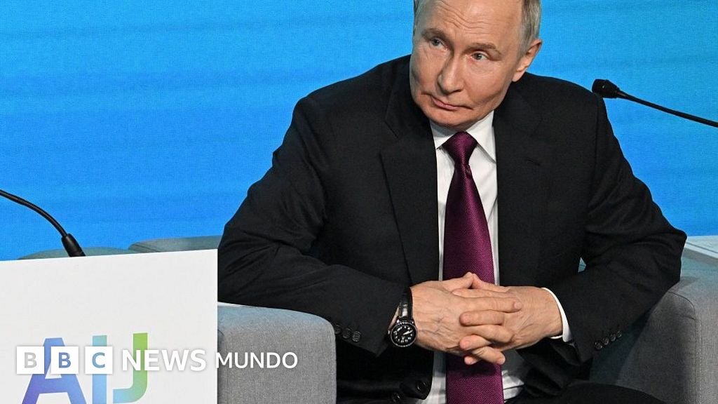 "Totalitarismo total": cómo la IA impulsa la mayor concentración de poder de la historia (y cuál fue la predicción de Putin que se está haciendo realidad)