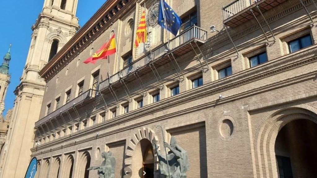 El PP ganaría las elecciones municipales en Zaragoza, Vox rozaría el 'sorpasso' al PSOE y CHA duplicaría a ZEC