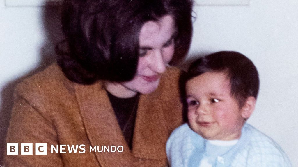 "Me dijeron que jamás lo volvería a ver": las más de 250.000 madres solteras que durante años fueron forzadas a dar sus hijos en adopción en Reino Unido
