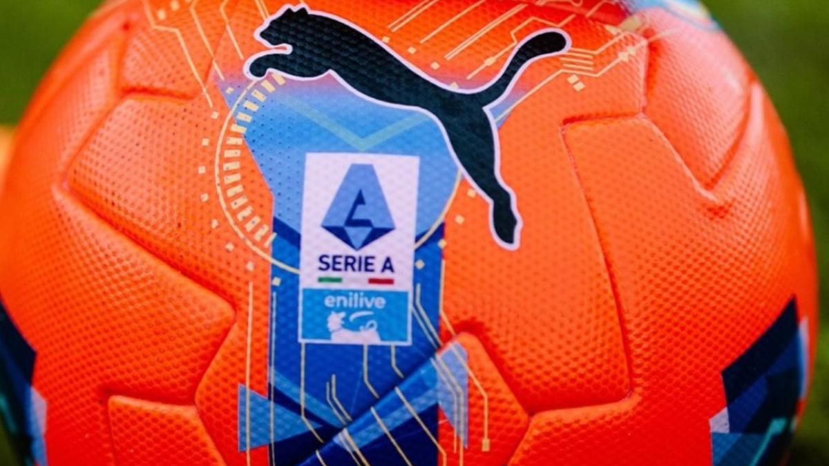 Adiós al balón naranja, el fútbol italiano da marcha atrás: "Hemos recibido muchas quejas justificadas"