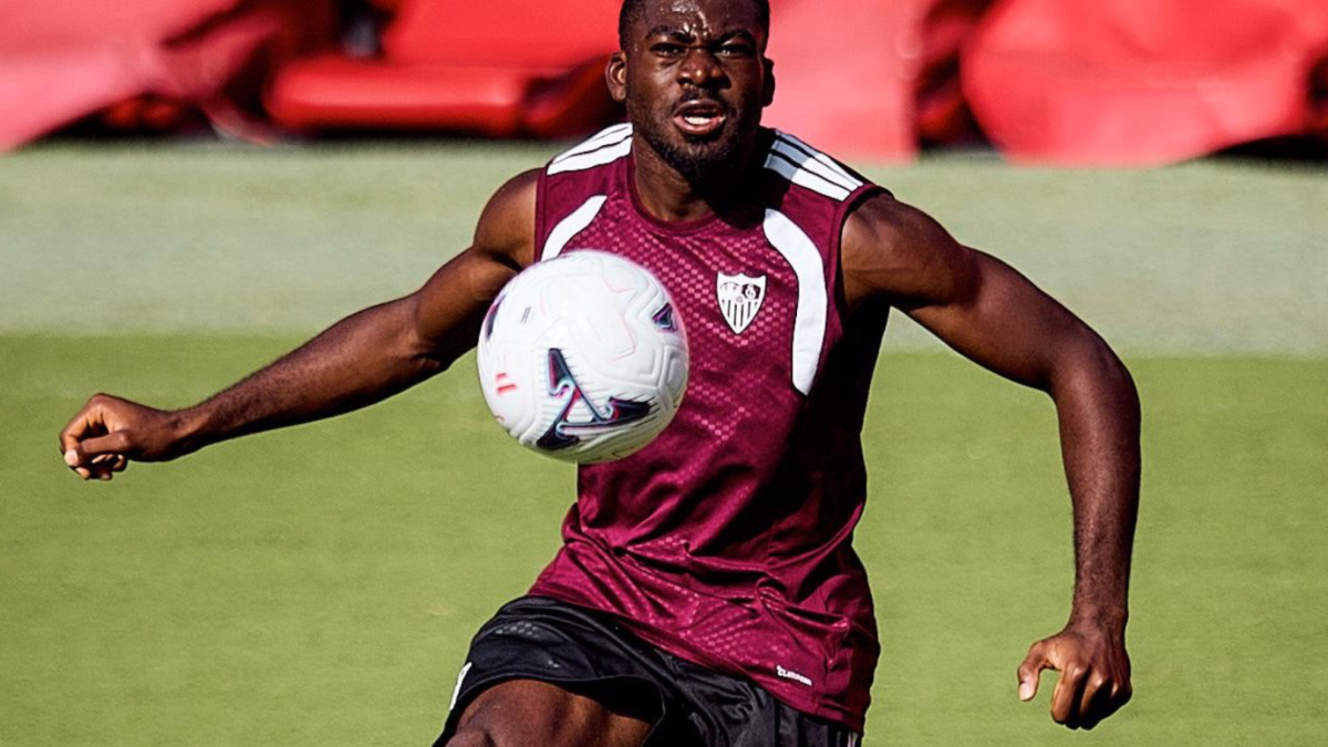 Fofana, Félix Correia y Stassin se estrenan en la lista de García Plaza